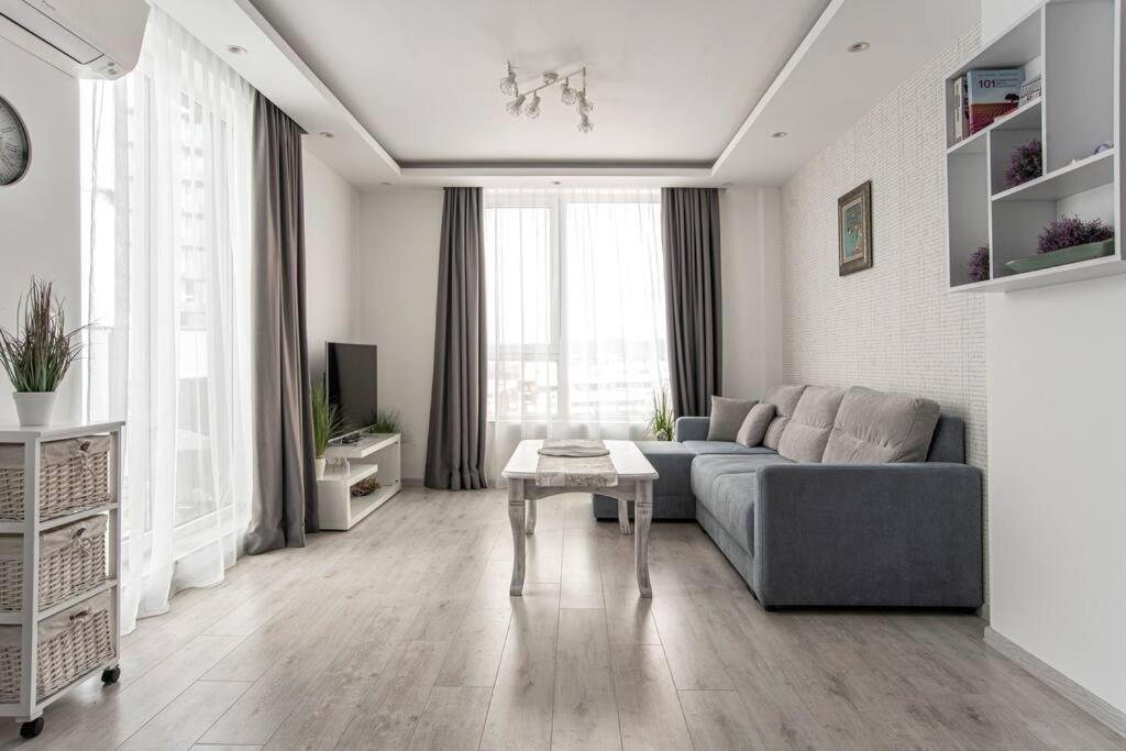 Sunny & Stylish Brand New 2Bdr Apartment + Parking Sofia Luaran gambar